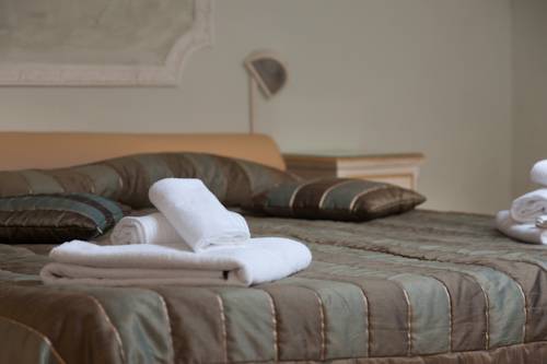 Imagen de la habitación del Hotel Tahiti. Foto 12