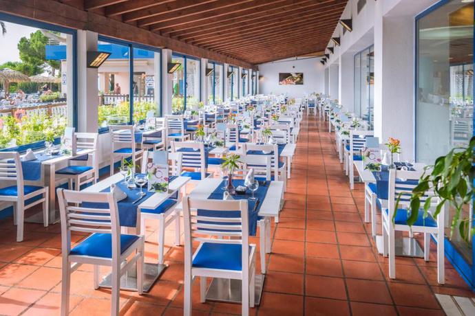 Imagen del bar/restaurante del Hotel Tahiti Playa. Foto 5