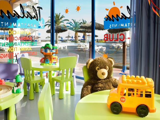 Imagen de los interiores del Hotel Tahiti Playa. Foto 20