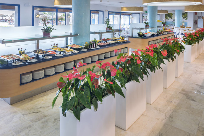 Imagen del bar/restaurante del Hotel Tahití Playa Suites. Foto 3