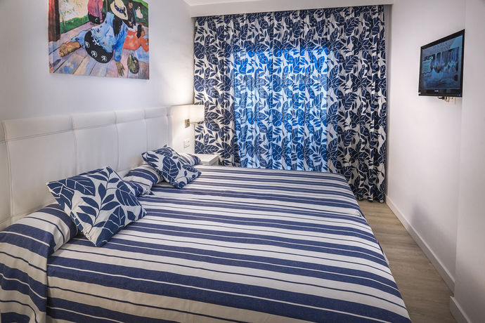 Imagen de la habitación del Hotel Tahití Playa Suites. Foto 9