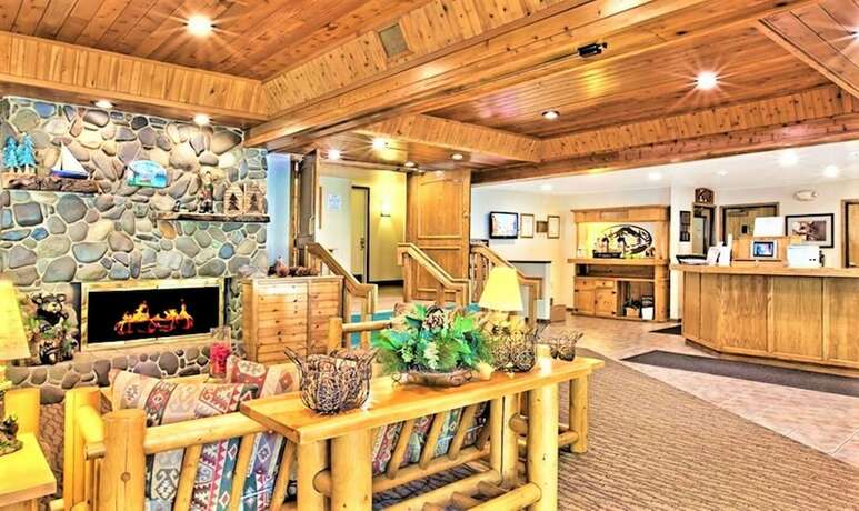 Imagen general del Hotel Tahoe Beach And Ski Club. Foto 9