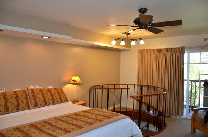 Imagen de la habitación del Hotel Tahoe Beach And Ski Club. Foto 15