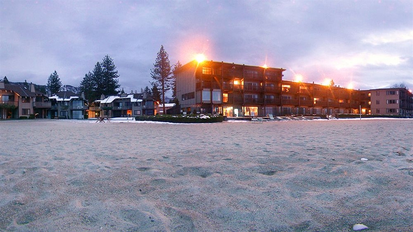 Imagen de los exteriores del Hotel Tahoe Lakeshore Lodge and Spa. Foto 3