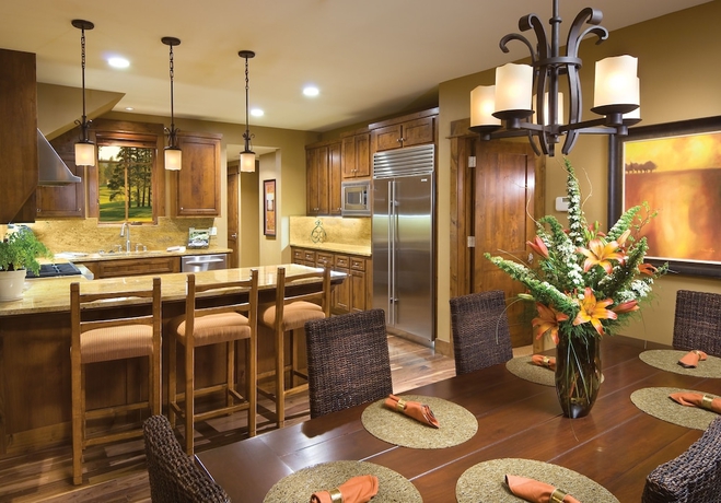 Imagen de los interiores del Hotel Tahoe Mountain Resorts Lodging Old Greenwood. Foto 13