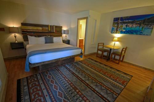 Imagen de la habitación del Hotel Tahoe Vistana Inn. Foto 7