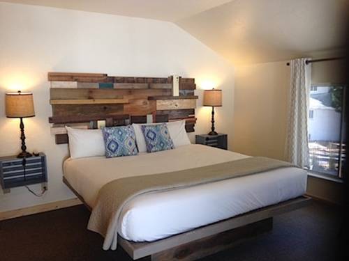 Imagen de la habitación del Hotel Tahoe Vistana Inn. Foto 9