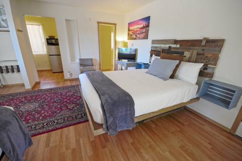 Imagen de la habitación del Hotel Tahoe Vistana Inn. Foto 16