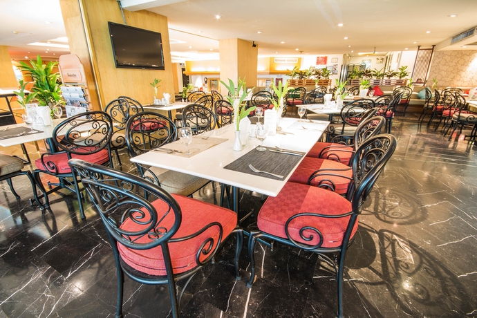 Imagen del bar/restaurante del Hotel Tai Pan. Foto 4