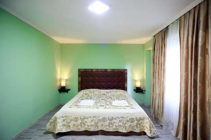 Imagen de la habitación del Hotel Taia. Foto 4