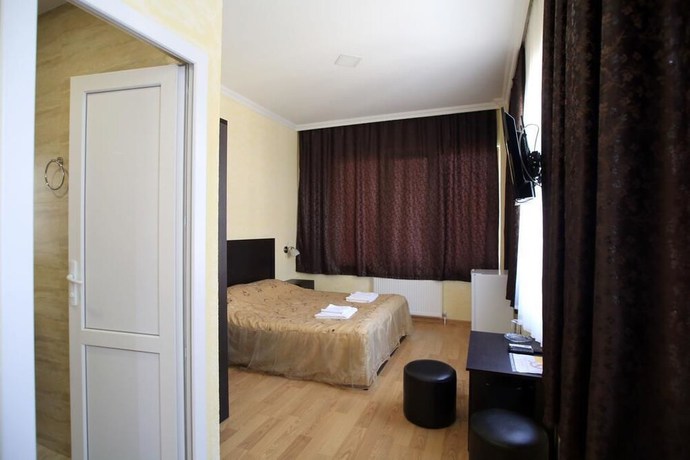 Imagen de la habitación del Hotel Taia. Foto 9
