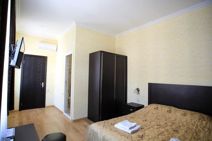 Imagen de la habitación del Hotel Taia. Foto 13