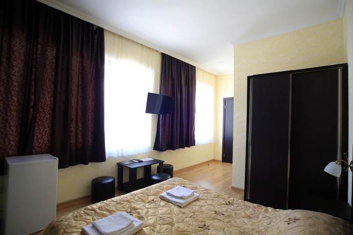 Imagen de la habitación del Hotel Taia. Foto 14