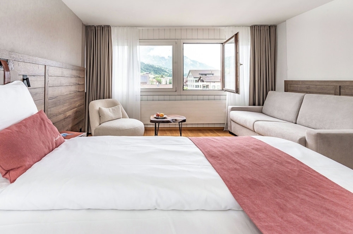 Imagen de la habitación del Hotel Tailormade KRONE Sarnen. Foto 9