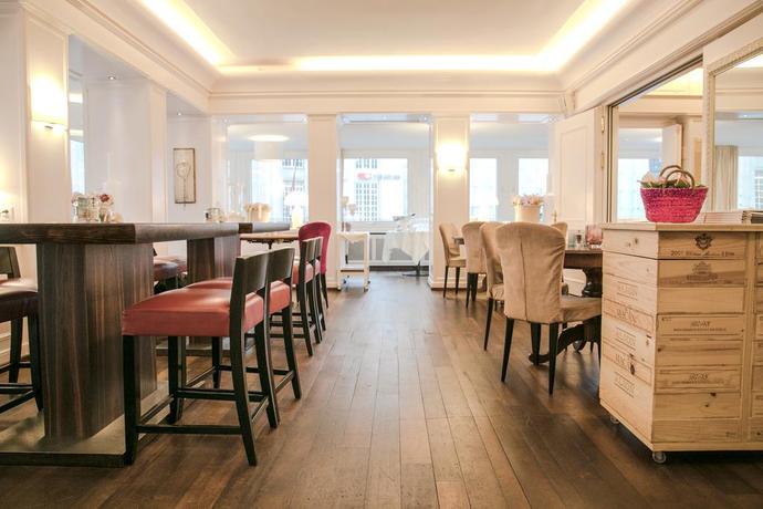 Imagen del bar/restaurante del Hotel Tailormade METROPOL St Gallen. Foto 2