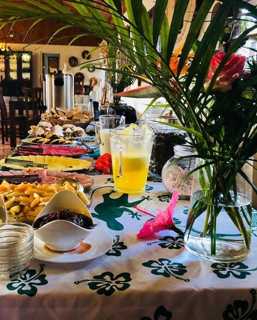 Imagen del bar/restaurante del Hotel Taina Rapa Nui. Foto 8