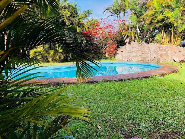 Imagen de la piscina del Hotel Taina Rapa Nui. Foto 20