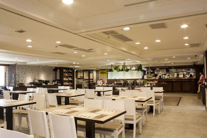 Imagen del bar/restaurante del Hotel Tainan Cambridge. Foto 5