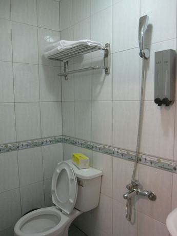 Imagen de la habitación del Hotel Taipei Happy Home. Foto 18