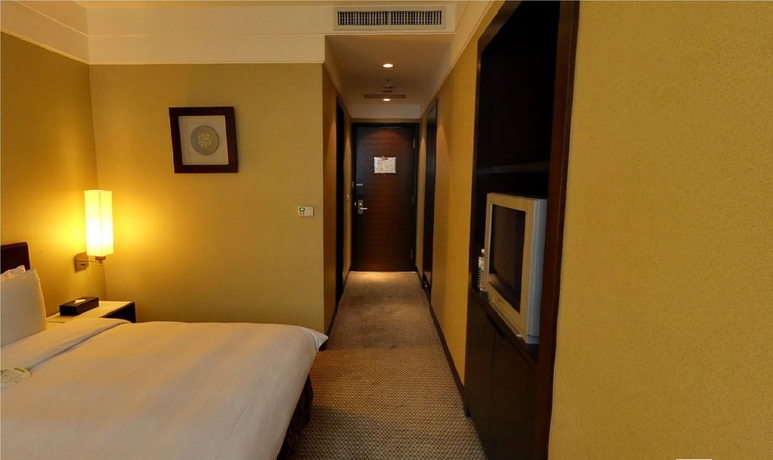 Imagen de la habitación del Hotel Taipei International. Foto 2