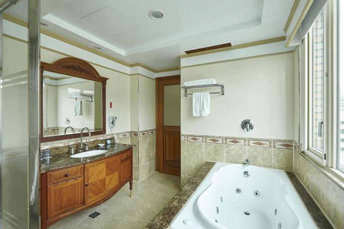 Imagen de la habitación del Hotel Taipei Star Beauty Resort. Foto 14