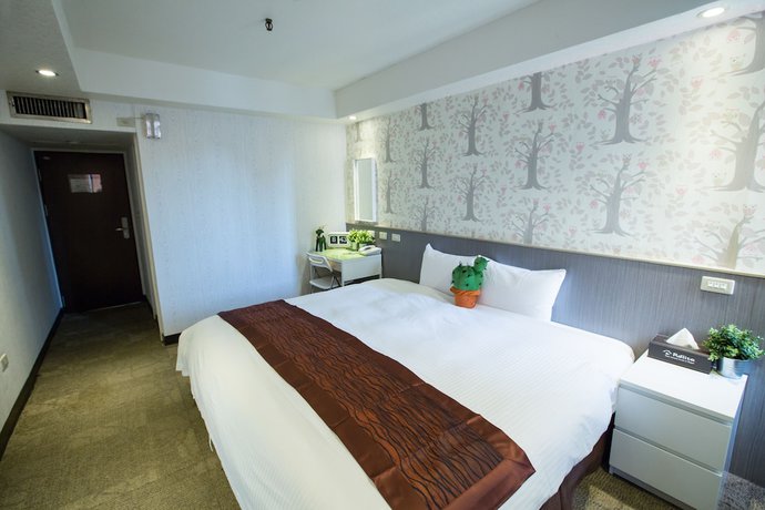 Imagen de la habitación del Hotel Taipei Toy. Foto 16