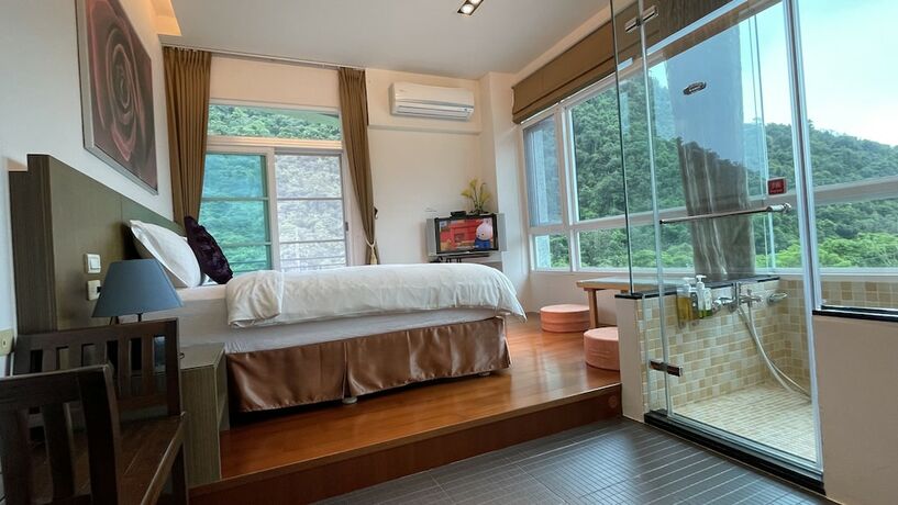 Imagen de la habitación del Hotel Taiping Mountain Spring Love. Foto 28
