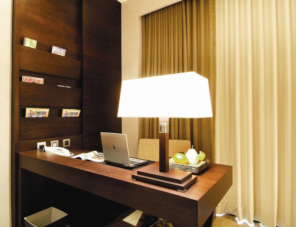 Imagen de la habitación del Hotel Taipung Suites. Foto 10