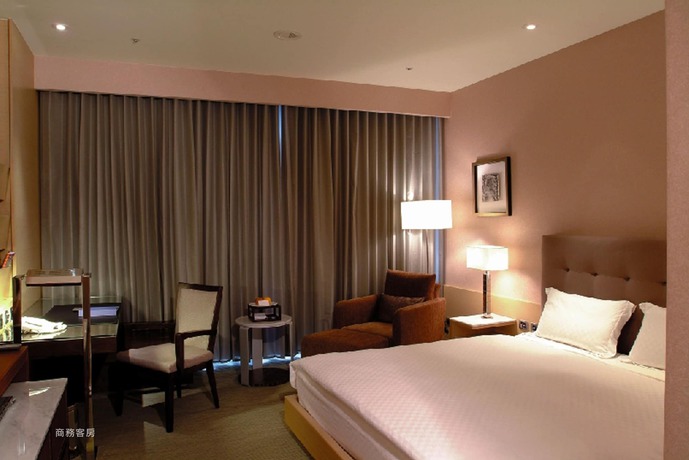 Imagen de la habitación del Hotel Taipung Suites. Foto 16