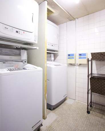 Imagen de los interiores del Hotel Taira. Foto 20