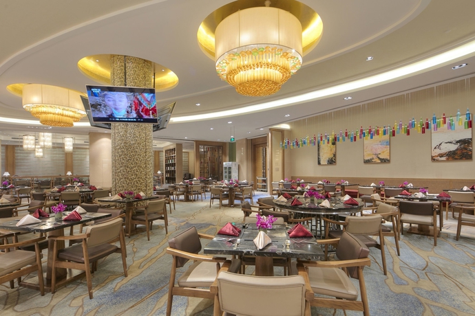 Imagen del bar/restaurante del Hotel Taishan Blossom. Foto 7