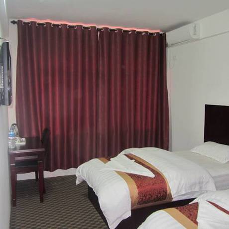 Imagen de la habitación del Hotel Taishan. Foto 5