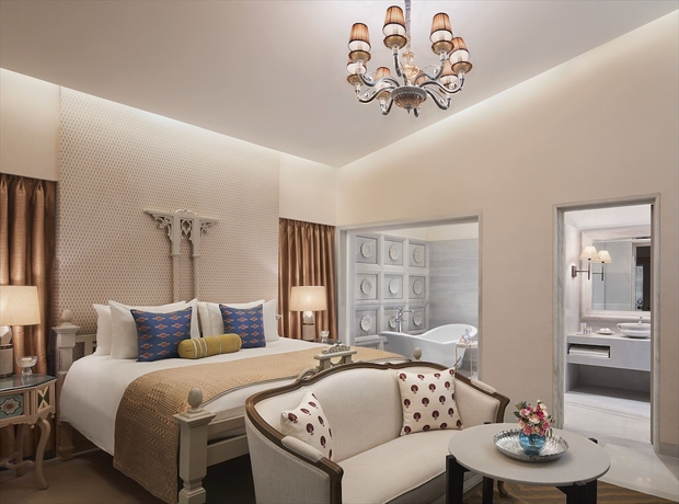 Imagen de la habitación del Hotel Taj Aravali Resort and Spa. Foto 11
