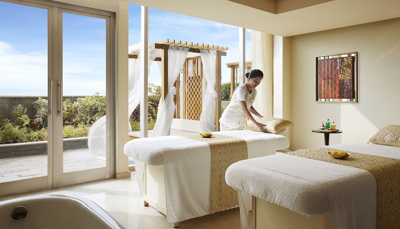 Imagen de la piscina del Hotel Taj Bangalore. Foto 18