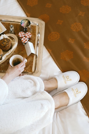 Imagen de la habitación del Hotel Taj Campton Place. Foto 5