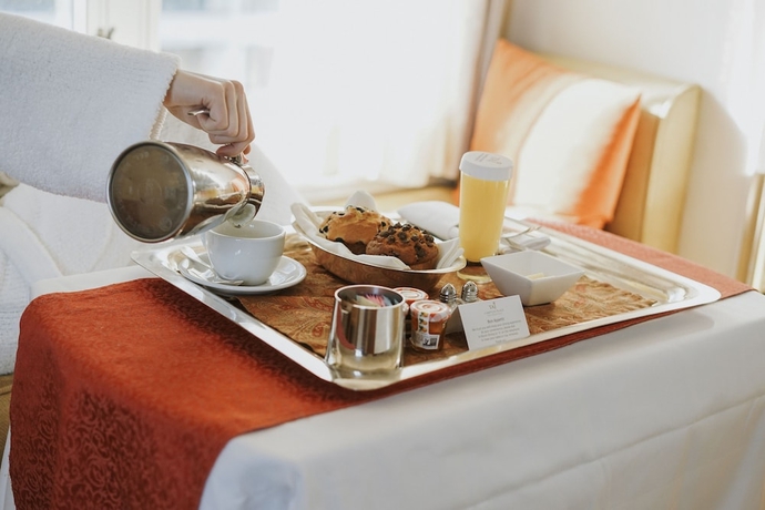 Imagen de la habitación del Hotel Taj Campton Place. Foto 17