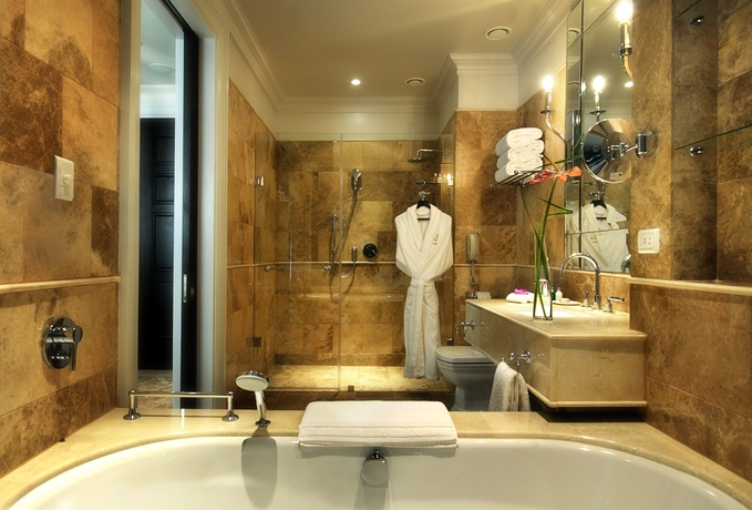 Imagen de la habitación del Hotel Taj Cape Town. Foto 9