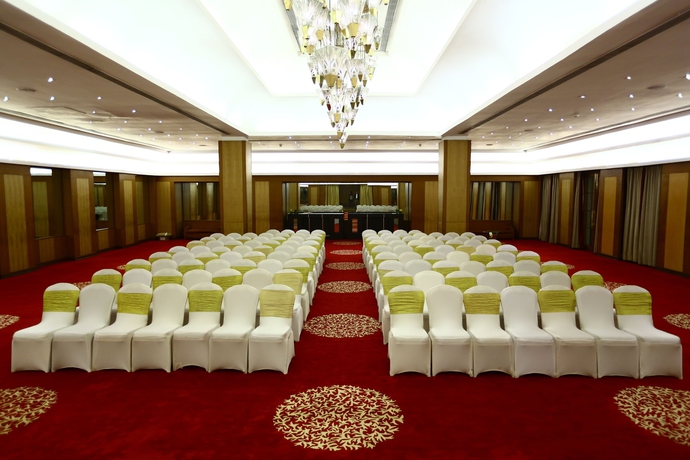 Imagen de los interiores del Hotel Taj Connemara. Foto 9