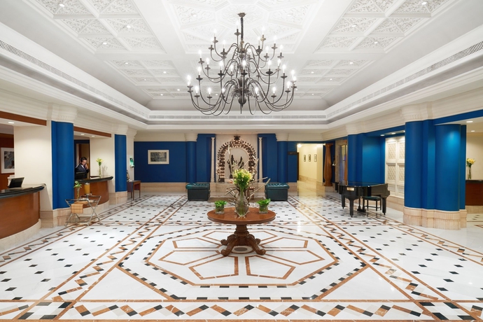 Imagen de los interiores del Hotel Taj Connemara. Foto 10