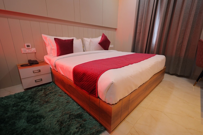 Imagen de la habitación del Hotel Taj Crown Plaza. Foto 7