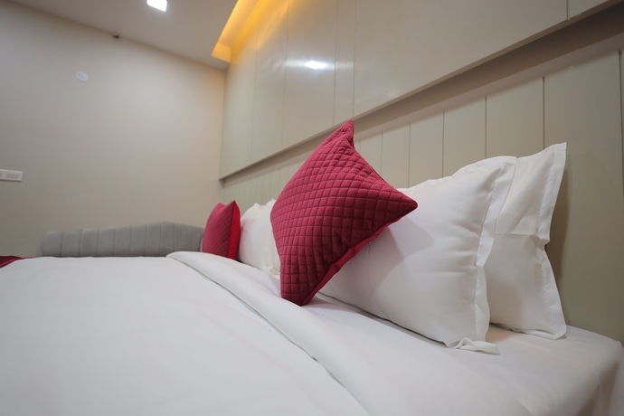 Imagen de la habitación del Hotel Taj Crown Plaza. Foto 10