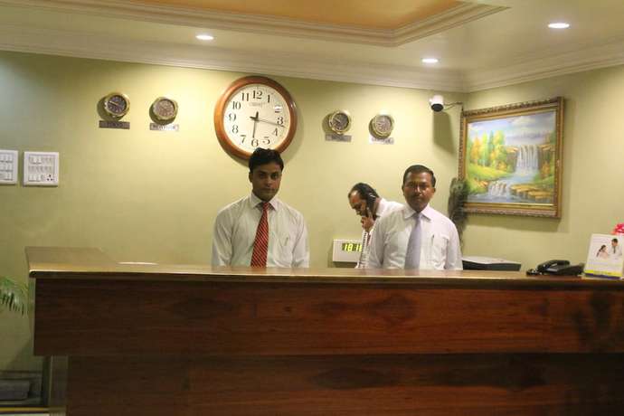 Imagen de los interiores del Hotel Taj Darbar. Foto 16