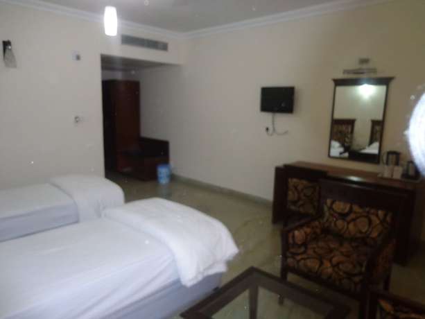Imagen de la habitación del Hotel Taj Darbar. Foto 10