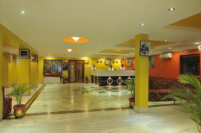 Imagen de los interiores del Hotel Taj Darbar. Foto 20