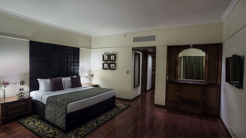 Imagen de la habitación del Hotel Taj Deccan. Foto 2