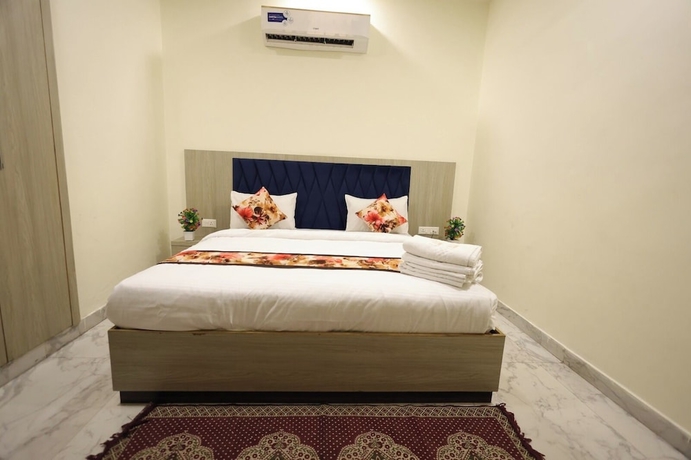 Imagen de la habitación del Hotel Taj Elevate. Foto 5