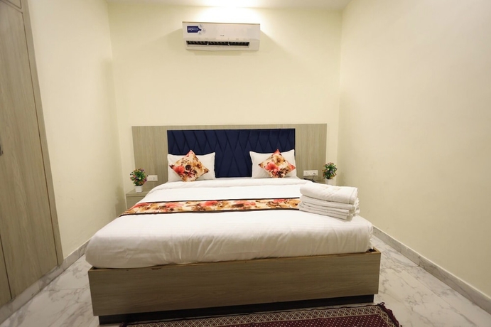 Imagen de la habitación del Hotel Taj Elevate. Foto 6