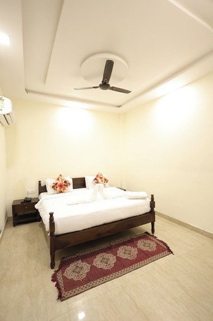 Imagen de la habitación del Hotel Taj Elevate. Foto 7