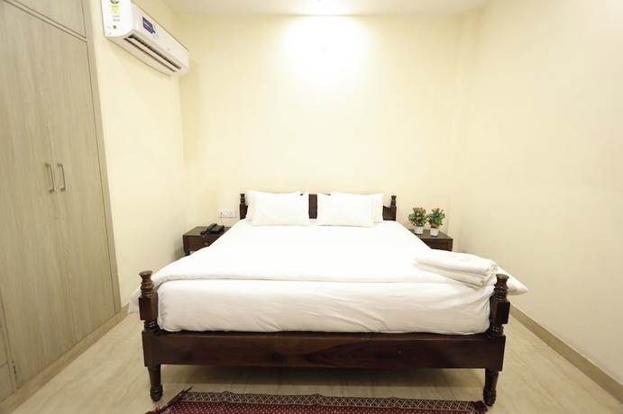 Imagen de la habitación del Hotel Taj Elevate. Foto 8