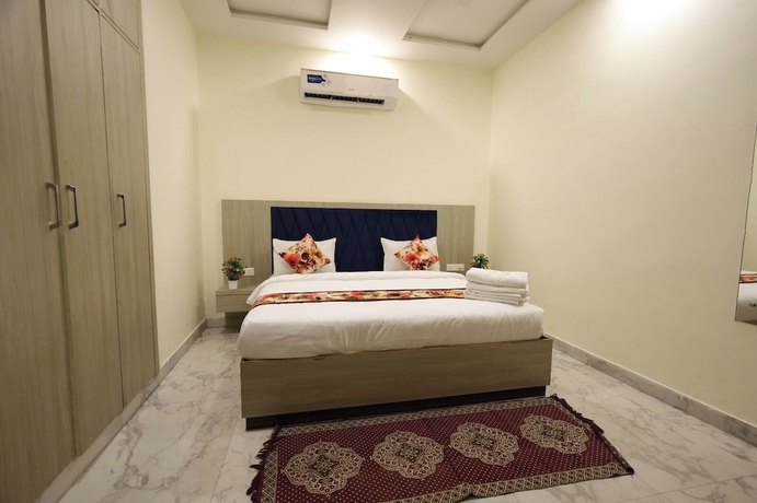 Imagen de la habitación del Hotel Taj Elevate. Foto 10